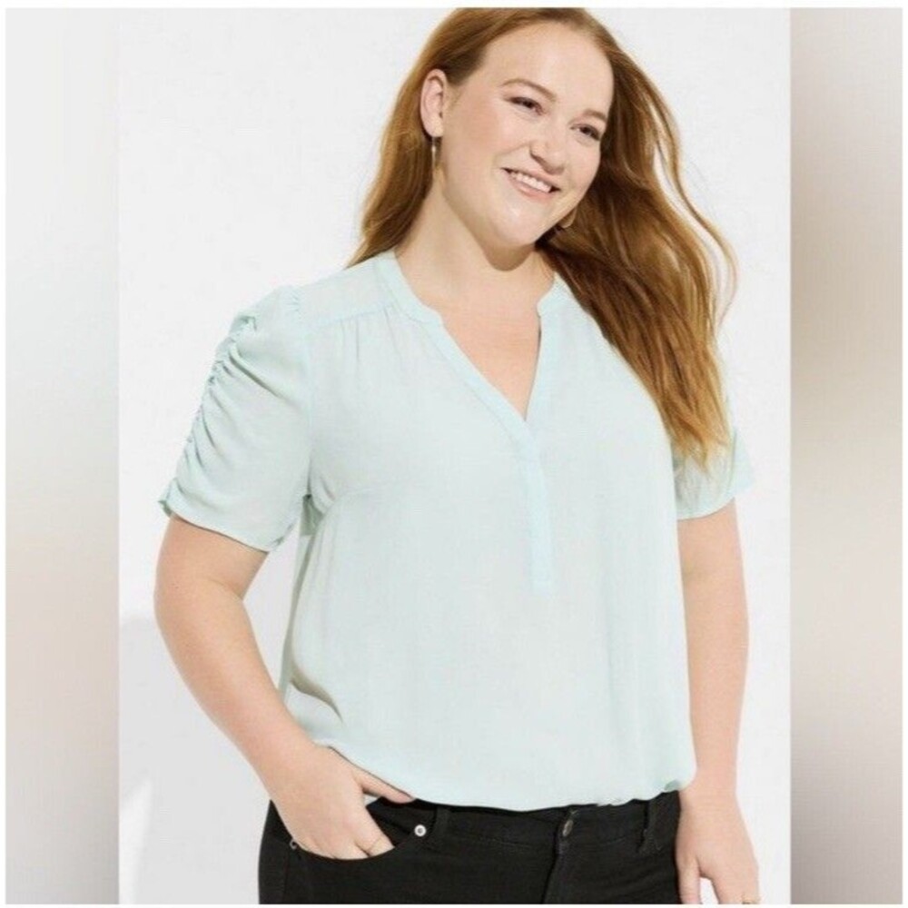 Torrid Harper Blouse Top Women 4X Blue Rushed Sleeve V Neck Casual Boho Feminine